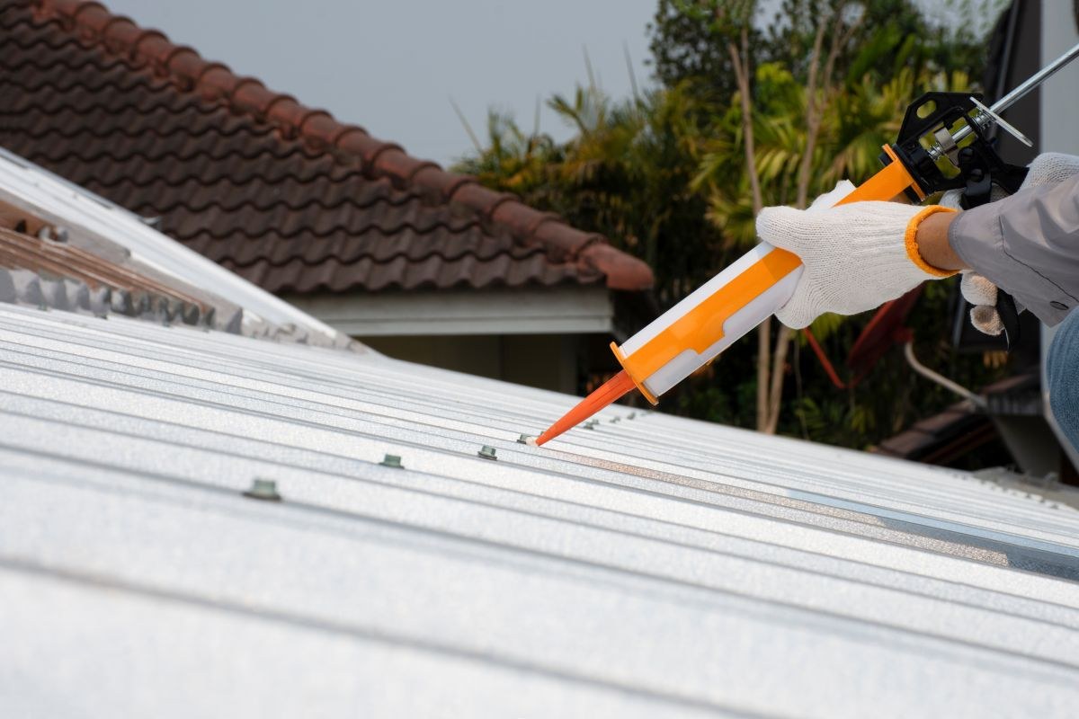 Sealing a roof leak with a sealant gun